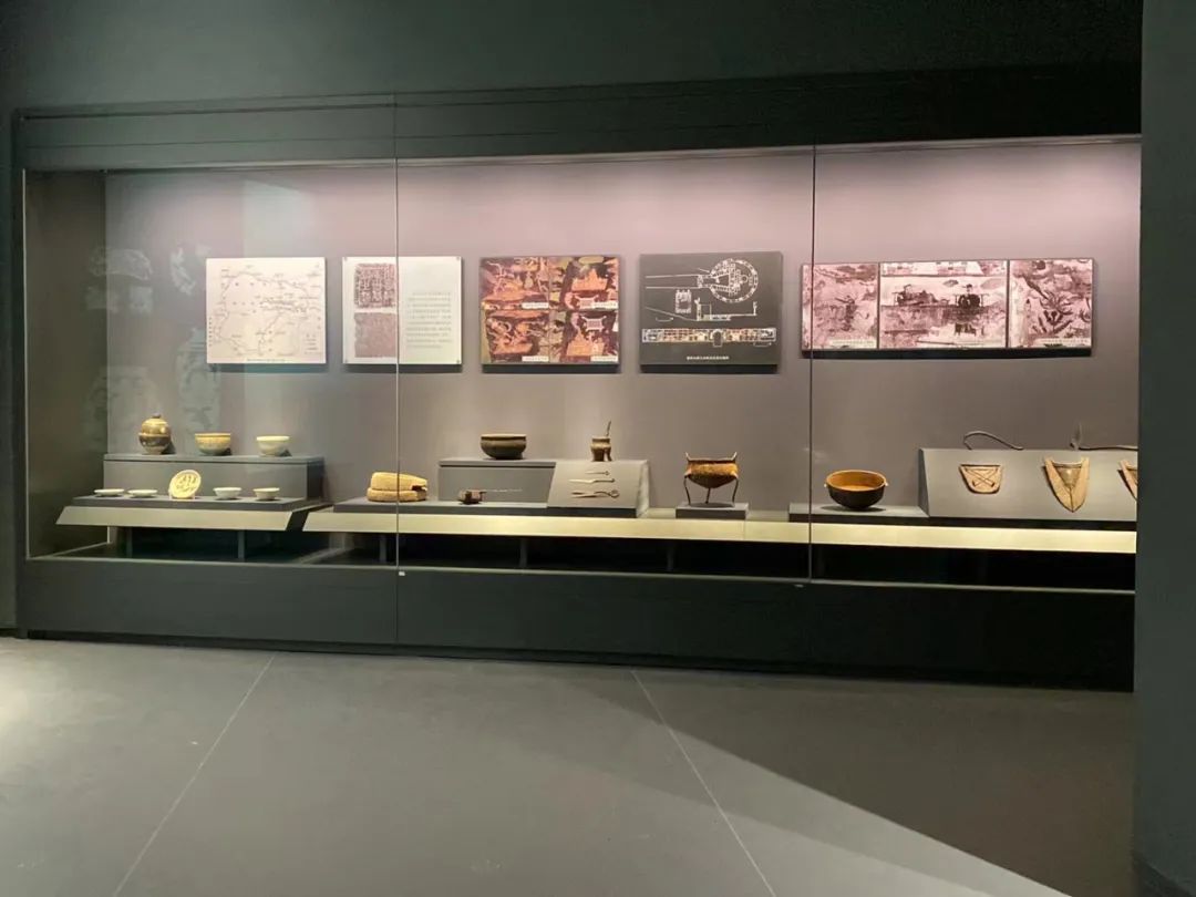 博物館展柜玻璃與建筑玻璃有哪些區(qū)別?插圖 圖片